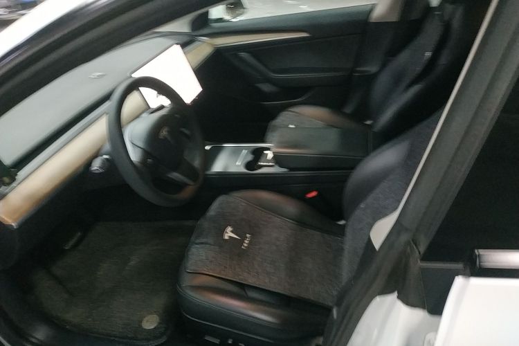 特斯拉 Model 3 2021款 标准续航后驱升级版局部细节19