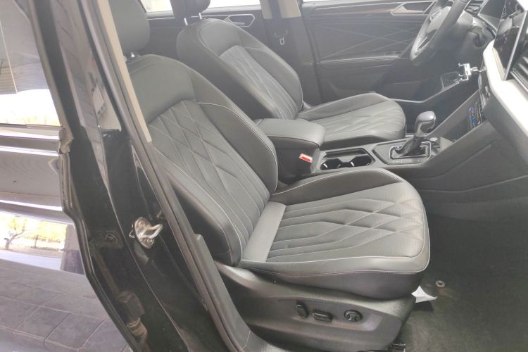 大众 途观L 2023款 改款 330TSI 自动两驱智享版局部细节41