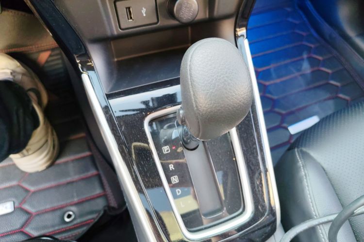 日产 轩逸 2022款 经典 1.6XL CVT豪华版局部细节18