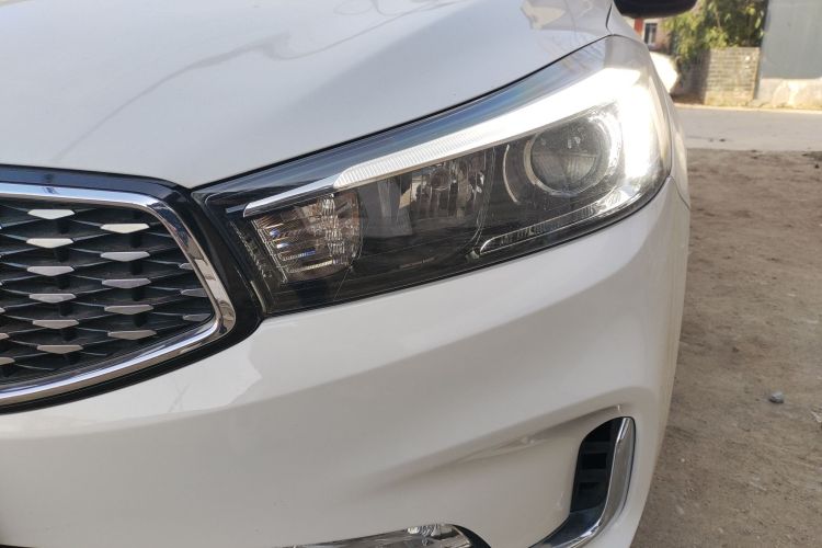 起亚K3 2017款  1.6L 自动15周年特别版GLS局部细节36