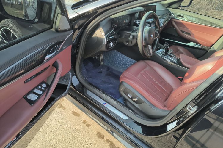 宝马5系 2019款 530Li 领先型 M运动套装中控内饰20