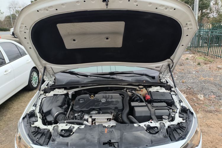 别克 君威 2019款 20T 精英型 国VI局部细节24