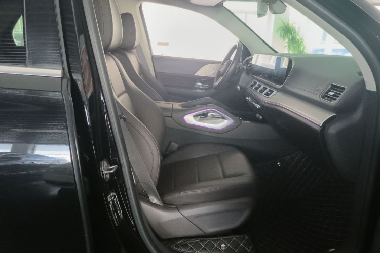 奔驰GLE 2020款 GLE 350 4MATIC 动感型局部细节41