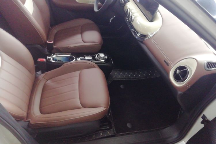 五菱汽车 五菱缤果 2023款 333km 灵犀互联+款局部细节41