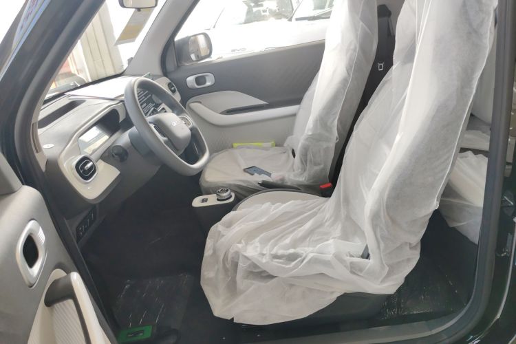 吉利银河 2025款 210km 熊猫卡丁中控内饰19