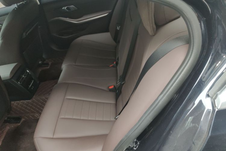 宝马3系 2021款 改款 325Li M运动套装中控内饰21