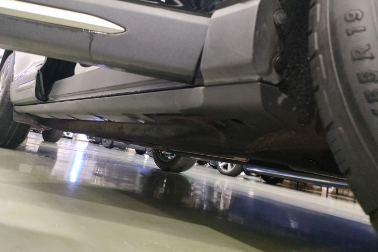 林肯 冒险家 2023款 2.0T 两驱尊雅版局部细节9001