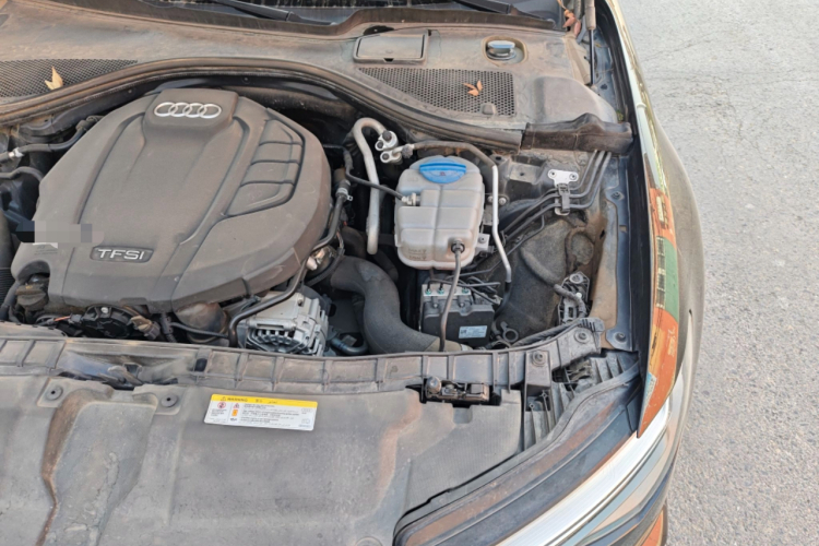 奥迪A6L 2018款 30周年年型 35 TFSI 时尚型局部细节9007