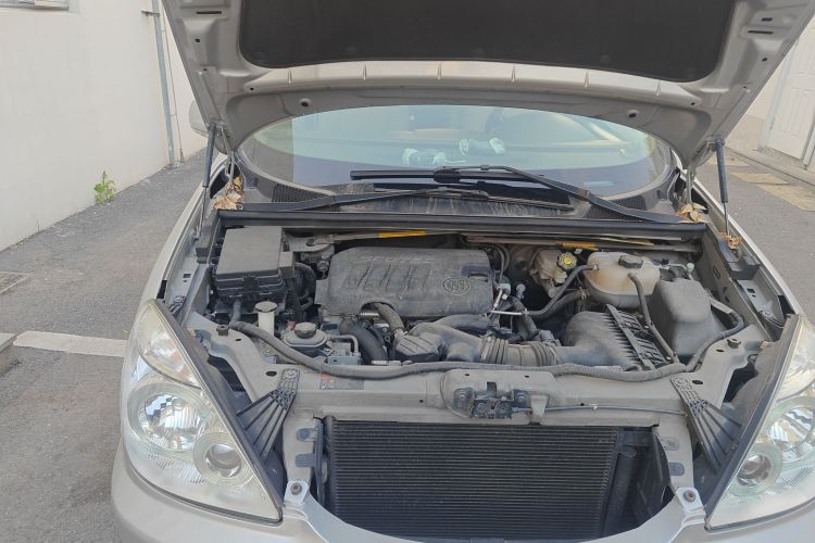 别克GL8 2014款 2.4L 经典版局部细节9006