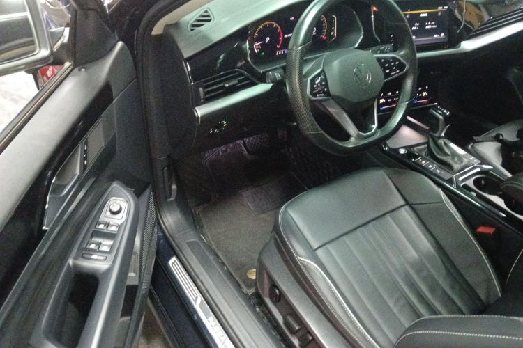 大众 帕萨特 2023款 改款 330TSI 星空精英版中控内饰20