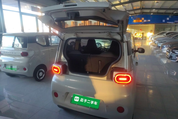 五菱汽车 宏光MINIEV 2024款 第三代 170km机舱底盘23