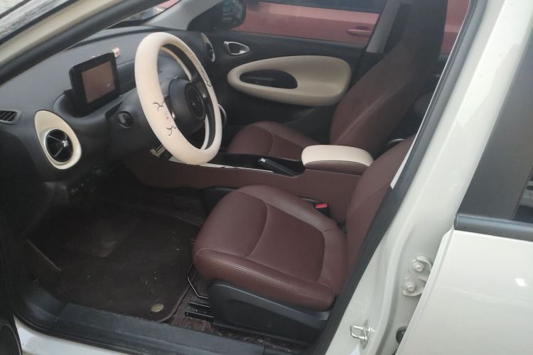 五菱汽车 五菱缤果 2023款 203km 轻享款中控内饰19