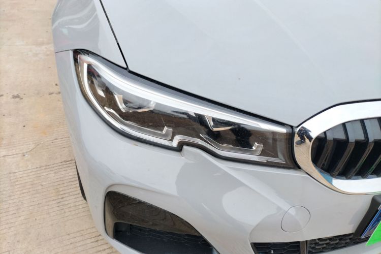 宝马3系 2021款 320Li M运动套装车身外观8