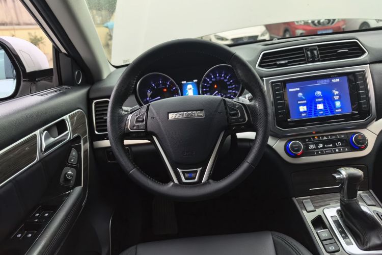 哈弗H6 Coupe 2016款 蓝标 1.5T 自动两驱都市型中控内饰13
