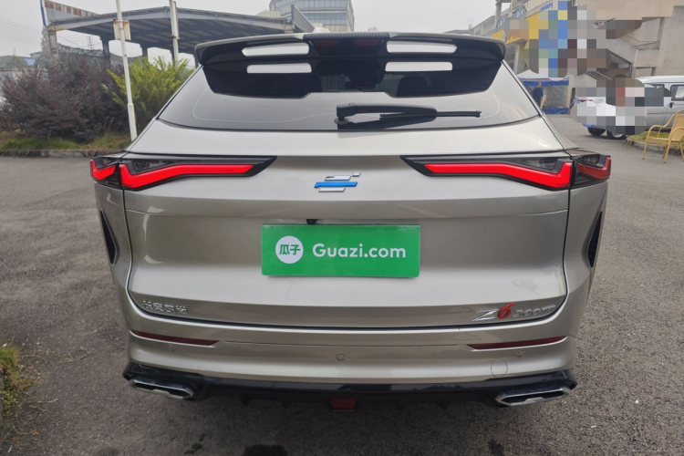 长安欧尚Z6 2022款 蓝鲸 1.5T DCT智尊型车身外观6