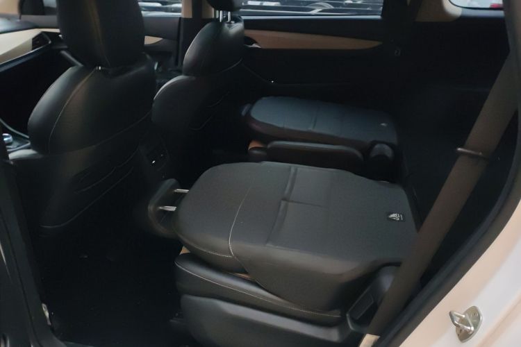 宝骏360 2018款 1.5L 自动豪华型 国V中控内饰7004