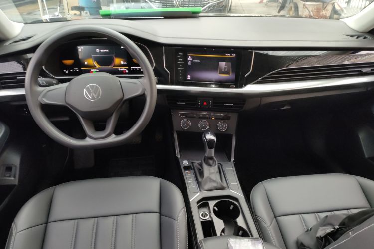 大众 帕萨特 2022款 280TSI 商务版中控内饰12