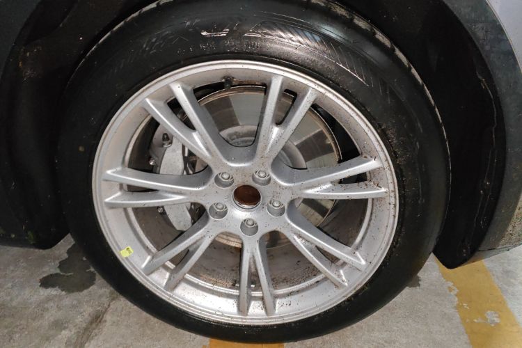 特斯拉 Model Y 2023款 后轮驱动版车身外观6007