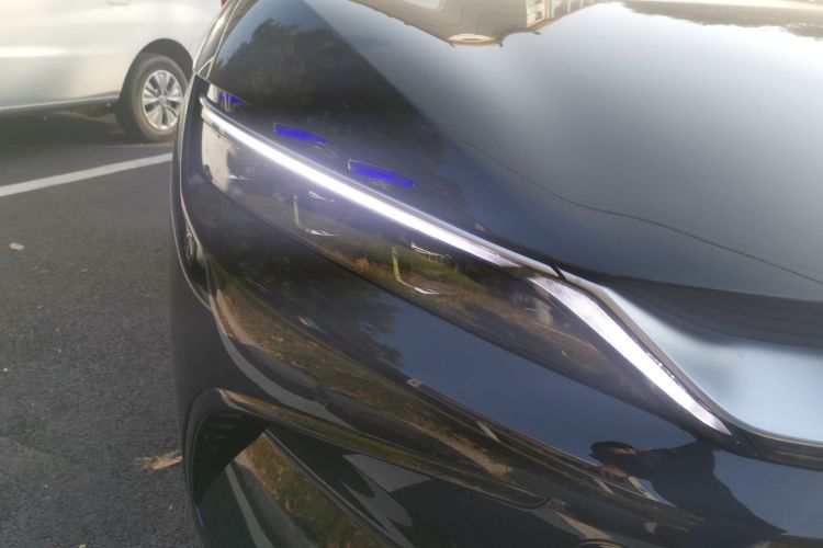 比亚迪 汉 2025款 EV 506KM尊贵型车身外观8