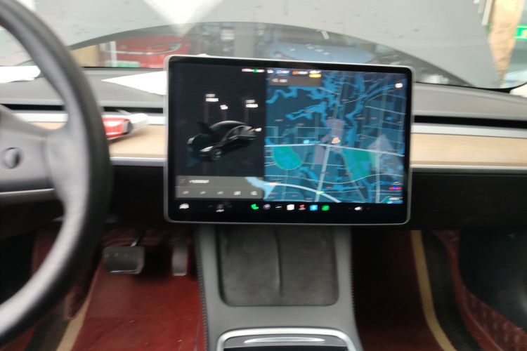 特斯拉 Model 3 2022款 后轮驱动版中控内饰16
