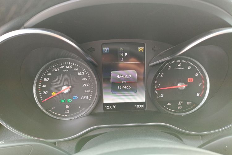 奔驰C级 2018款 C 200 L 运动版局部细节14