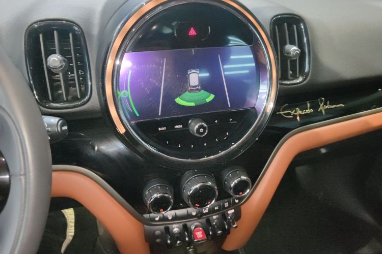 MINI Countryman 2021款 2.0T COOPER S ALL4中控内饰16