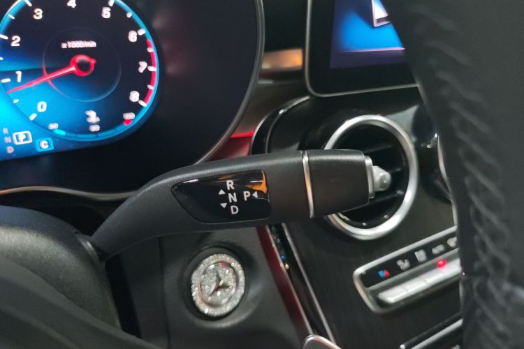 奔驰C级 2020款 C 200 L 时尚型运动版中控内饰18