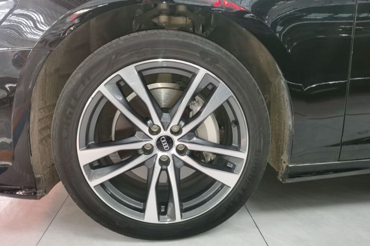 奥迪A6L 2023款 40 TFSI 豪华动感型车身外观6007