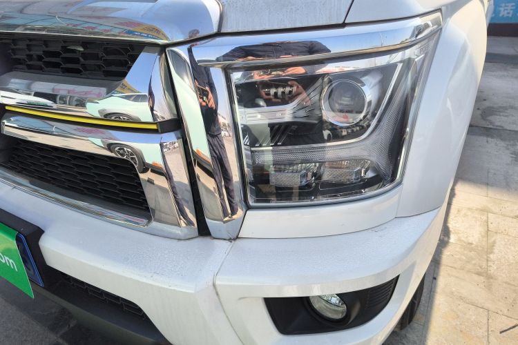 长城 金刚炮 2023款 2.0T自动汽油两驱精英型平箱GW4C20C局部细节36