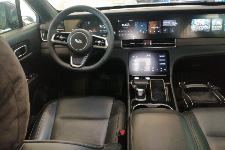 理想汽车 理想ONE 2020款 增程6座版中控内饰13