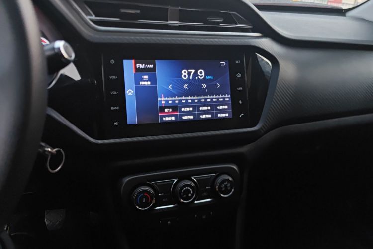 奇瑞 瑞虎3X 2018款 1.5L 手动精英版局部细节16