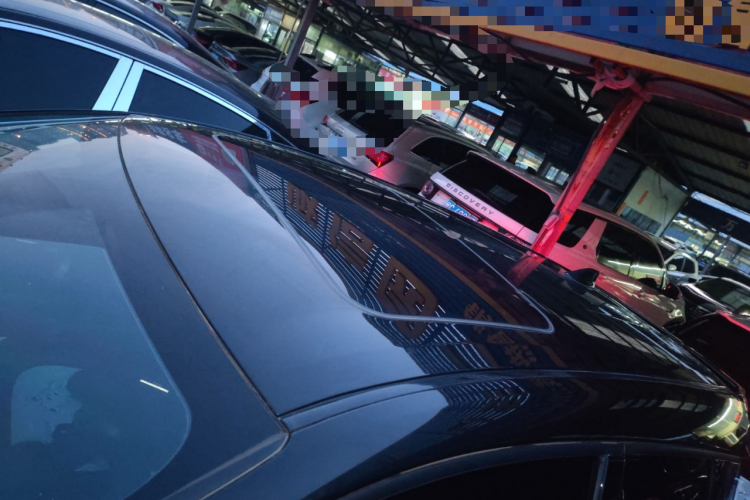 丰田C-HR 2021款 2.0L 豪华版局部细节57