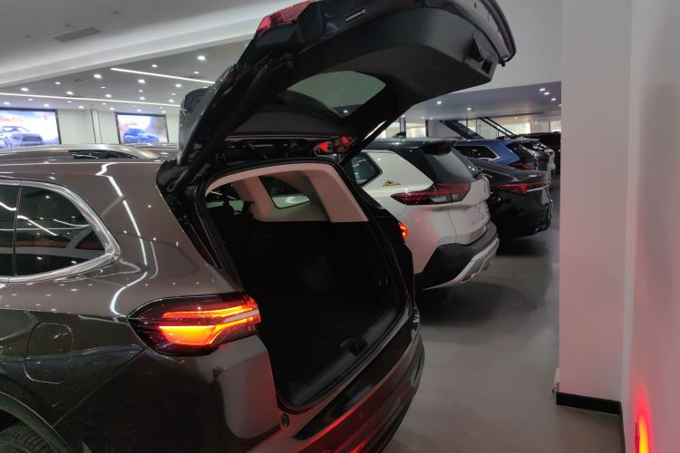 别克 2024款 昂科威Plus 28T 四驱尊享版局部细节23