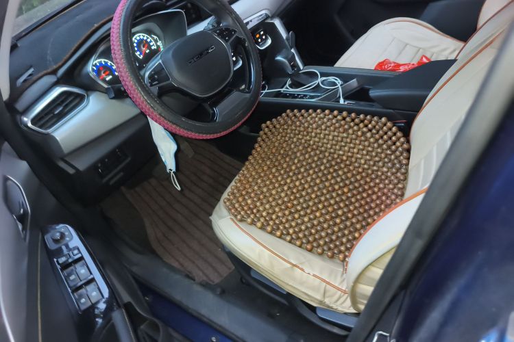 北京汽车 北京X3 2019款 1.5T CVT荣耀版中控内饰19