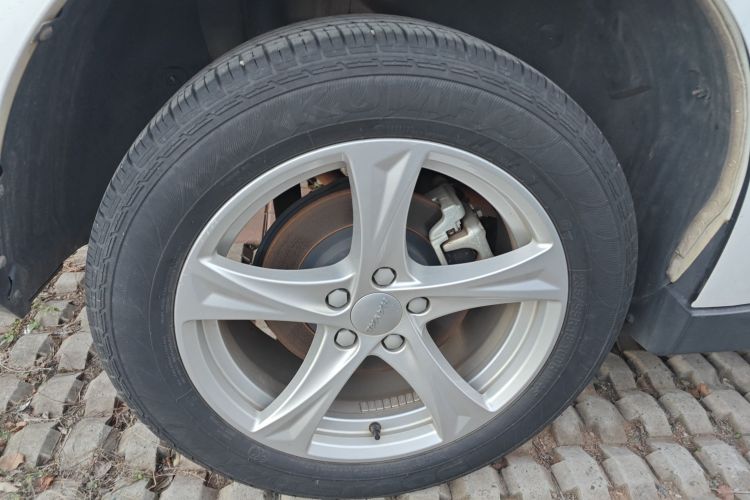 哈弗H2 2018款 1.5T 双离合两驱风尚型 国VI车身外观6008