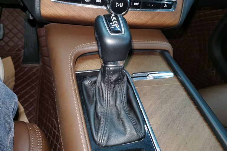 沃尔沃XC90 2018款 T6 智雅版 7座局部细节18