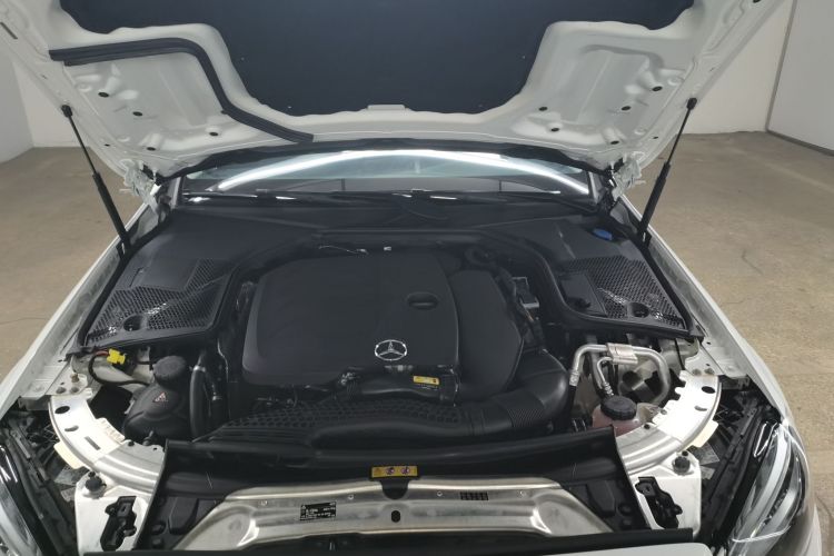 奔驰C级 2020款 改款 C 260 L 运动版局部细节24