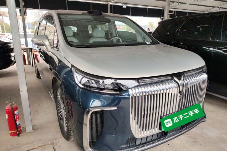 岚图汽车 岚图梦想家 2025款 PHEV 四驱旗舰乾崑版车身外观3
