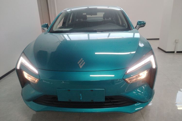 江铃集团新能源 羿 2023款 标准续航行业版车身外观2