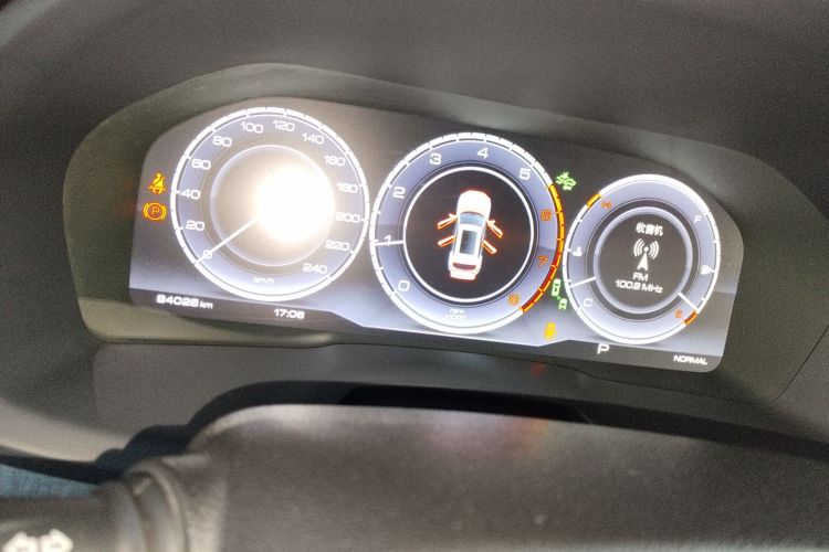 魏牌 VV7 2019款 升级款 2.0T 旗舰型 国V中控内饰14