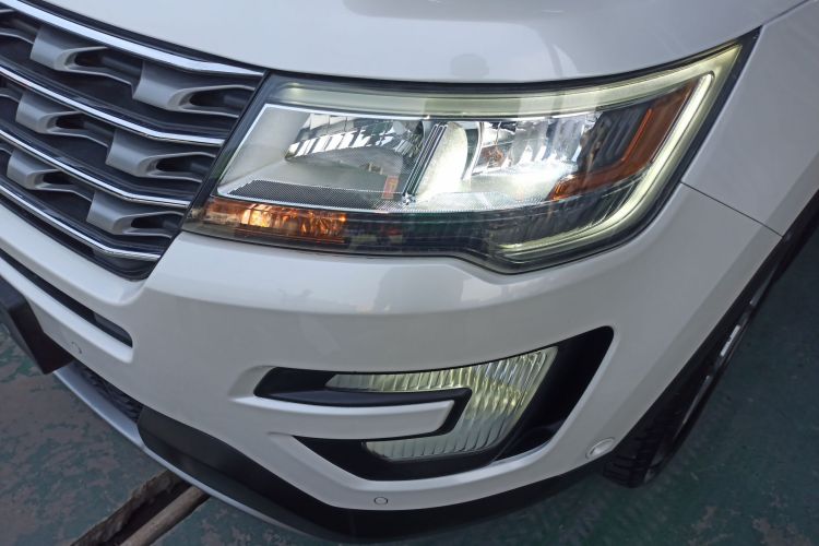 福特 探险者(进口) 2016款 2.3T 精英版局部细节36