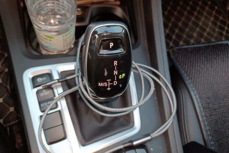 宝马1系 2020款 120i 时尚型中控内饰18