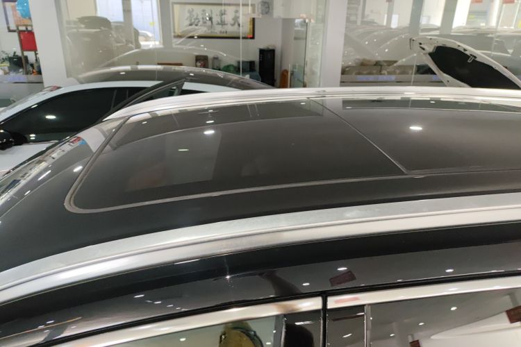 理想汽车 理想ONE 2021款 增程6座版局部细节57