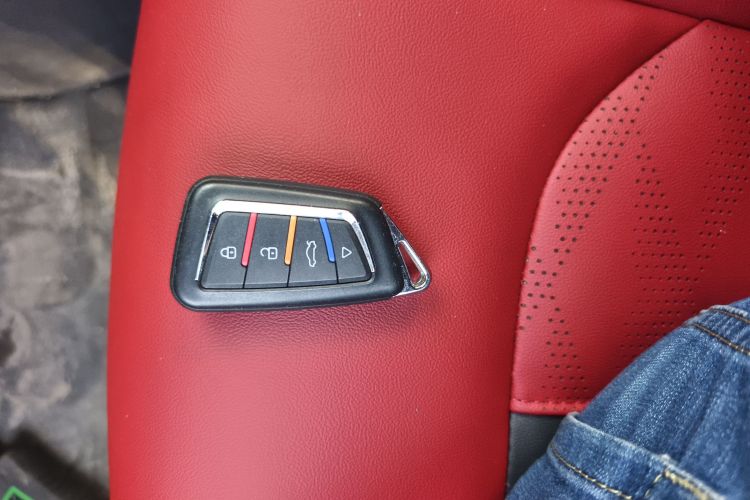 东风风神 奕炫GS 2021款 230T 自动追曜武士版中控内饰7001