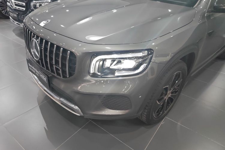 奔驰GLB 2022款 改款 GLB 200 时尚型局部细节36