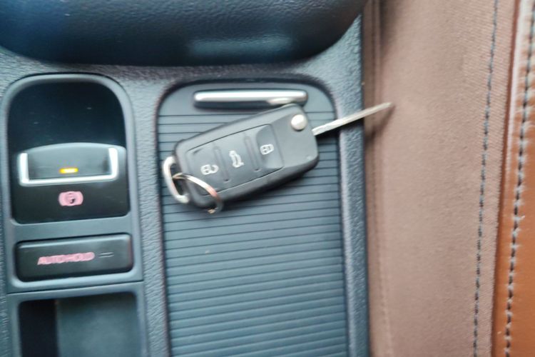 大众 途观 2015款 1.8TSI 自动两驱豪华型中控内饰11