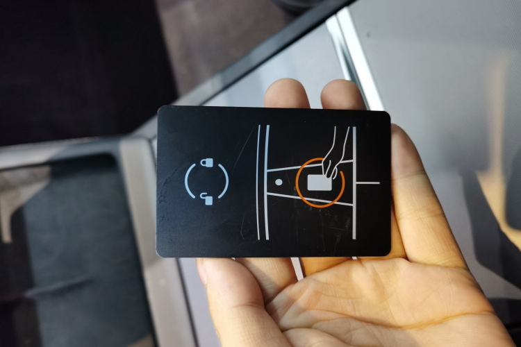 特斯拉 Model Y 2022款 改款 后轮驱动版中控内饰11