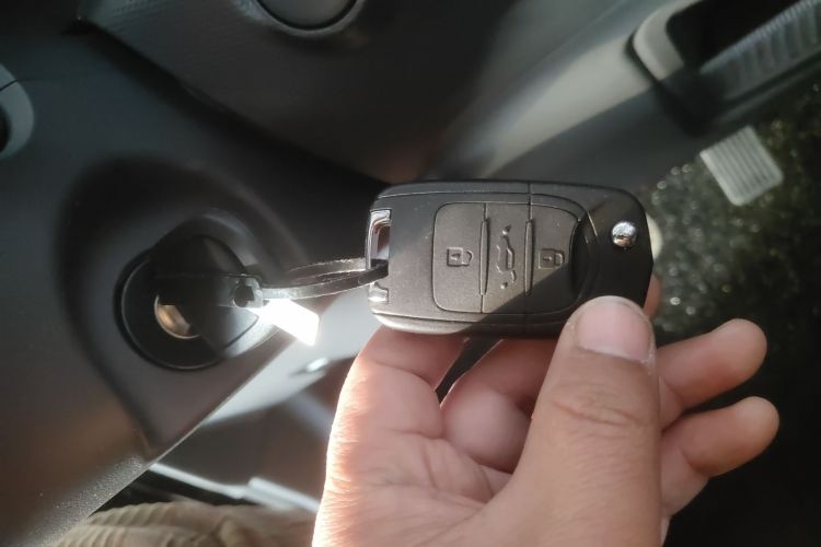 五菱汽车 五菱之光新能源 2025款 201km 舒适型中控内饰11