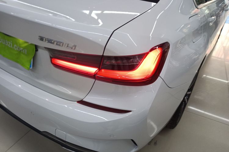 宝马3系 2022款 改款 320Li M运动套装车身外观6006