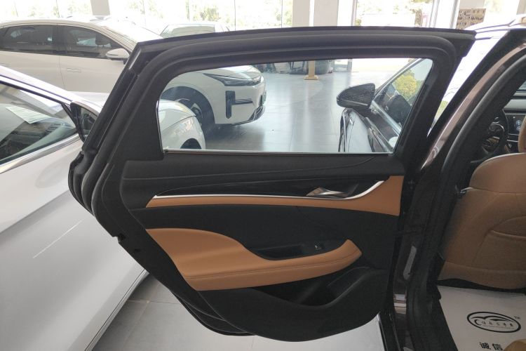 别克 君越 2018款 28T 精英型中控内饰49